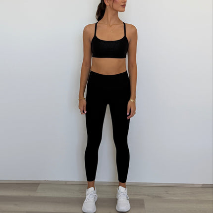 Beyond Yoga Snake Jacquard Slim Racerback Yoga Sports Bra – Black