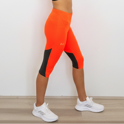 Under Armour Women's UA FLY-FAST Mid Rise Speed Capri Tights - Phoenix Fire/Jet Grey/Reflective