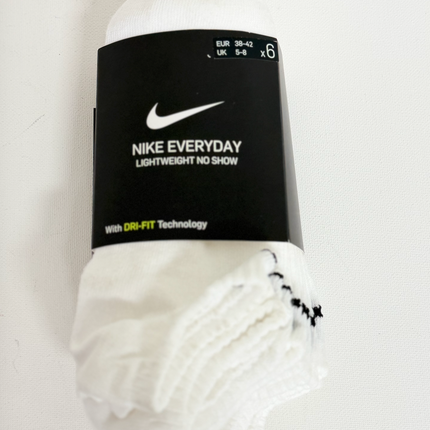 Nike Unisex Everyday Lightweight Dri-Fit No Show Socks 6 Pack - White
