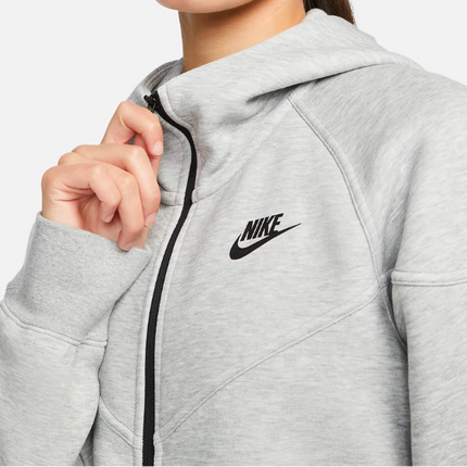Nike Women’s Sportswear Tech Fleece Windrunner – Grey