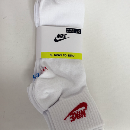 Nike Unisex Everyday Essential Ankle Socks 3-Pack – White/Multi